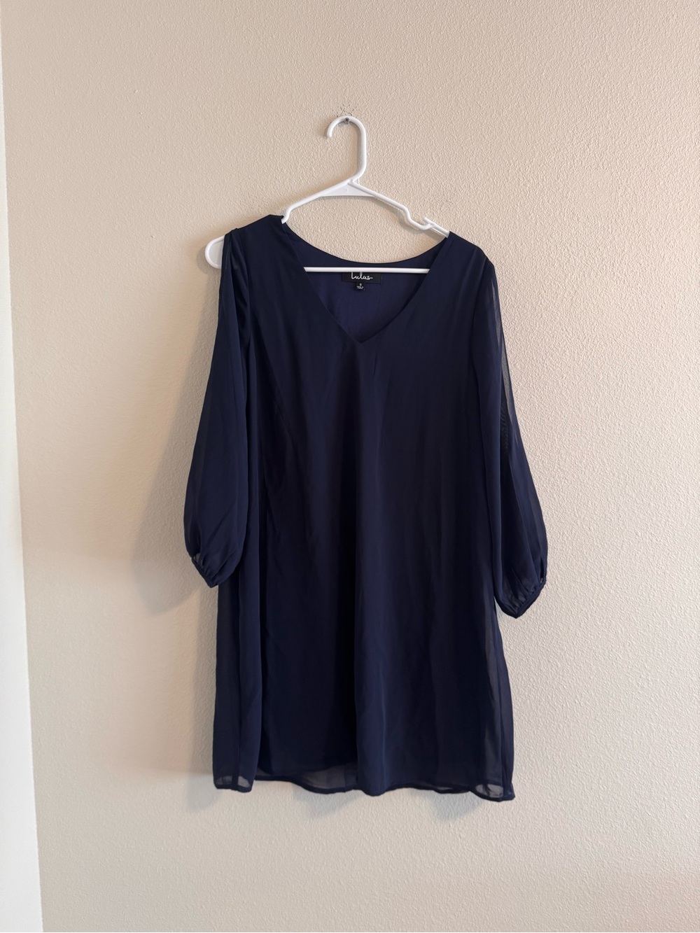 NWT Lulu's Navy V-Neck Sheer Sleeve Tunic